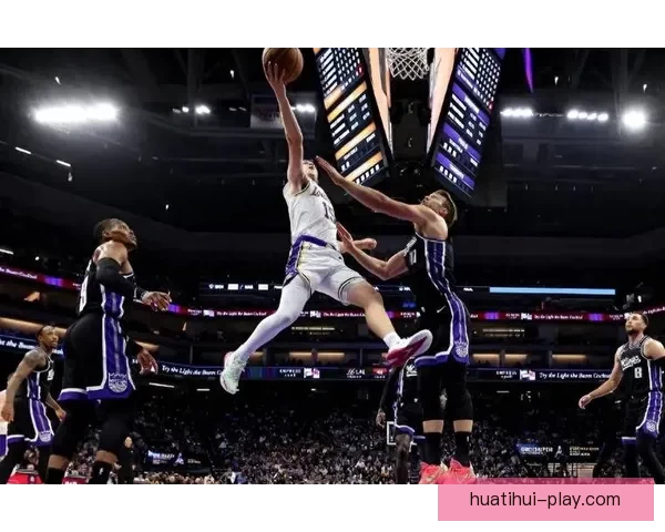 国王逆转胜鹈鹕终结对手7连败 7号秀28分创生涯新高二轮秀也砍28分